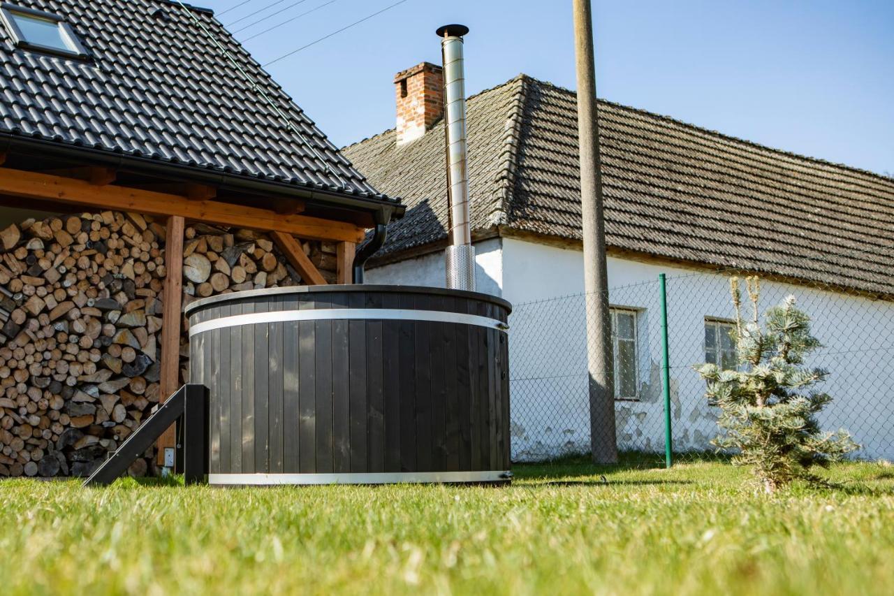 Apartman Dvorce Straz nad Nezarkou Luaran gambar