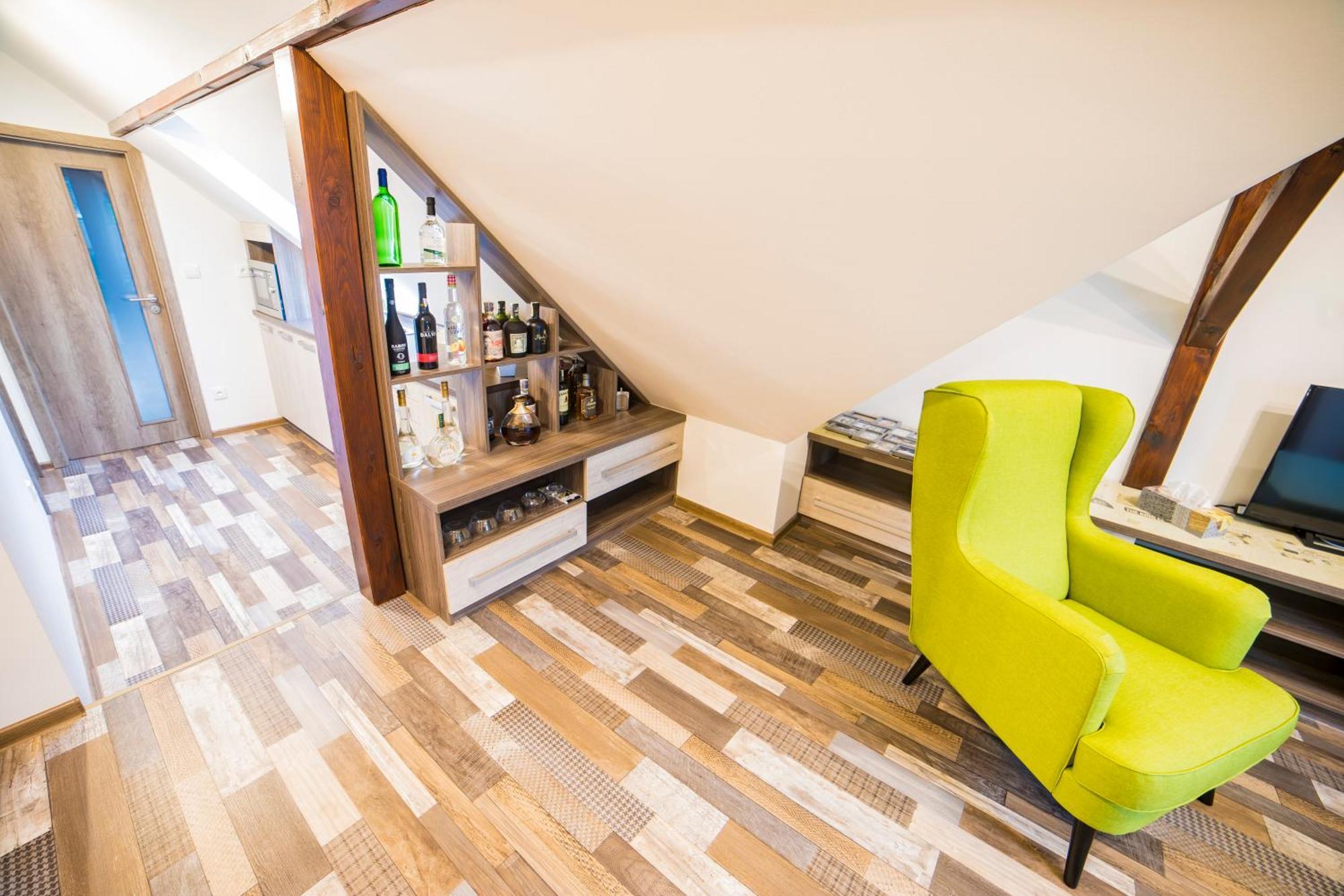 Apartman Dvorce Straz nad Nezarkou Luaran gambar